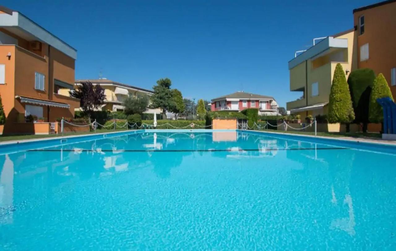 Appartamento Garden Ville Sirmione Exteriér fotografie