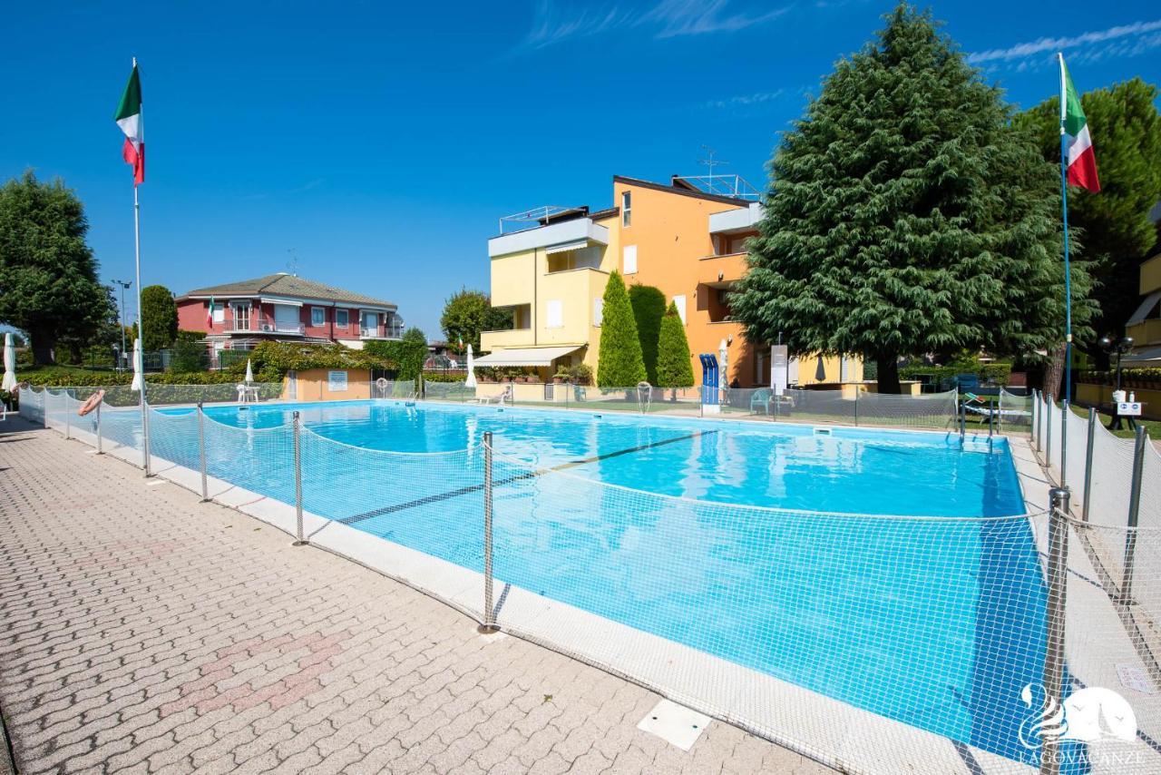 Appartamento Garden Ville Sirmione Exteriér fotografie